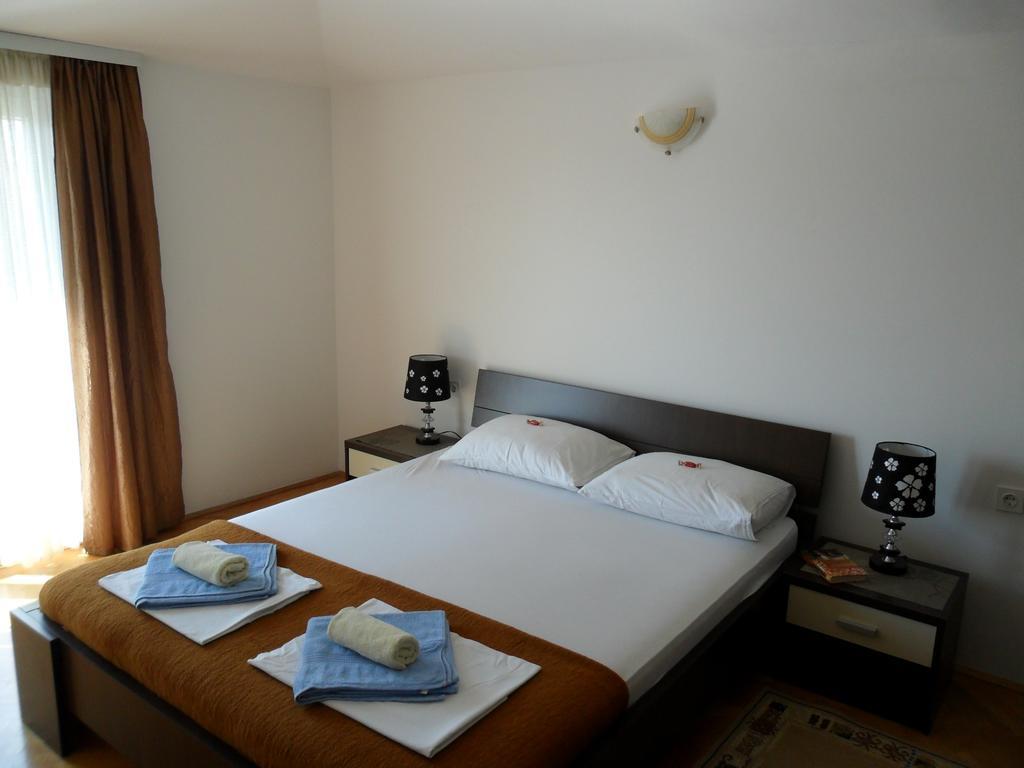 Apartments Kalluka Sveti Stefan Room photo