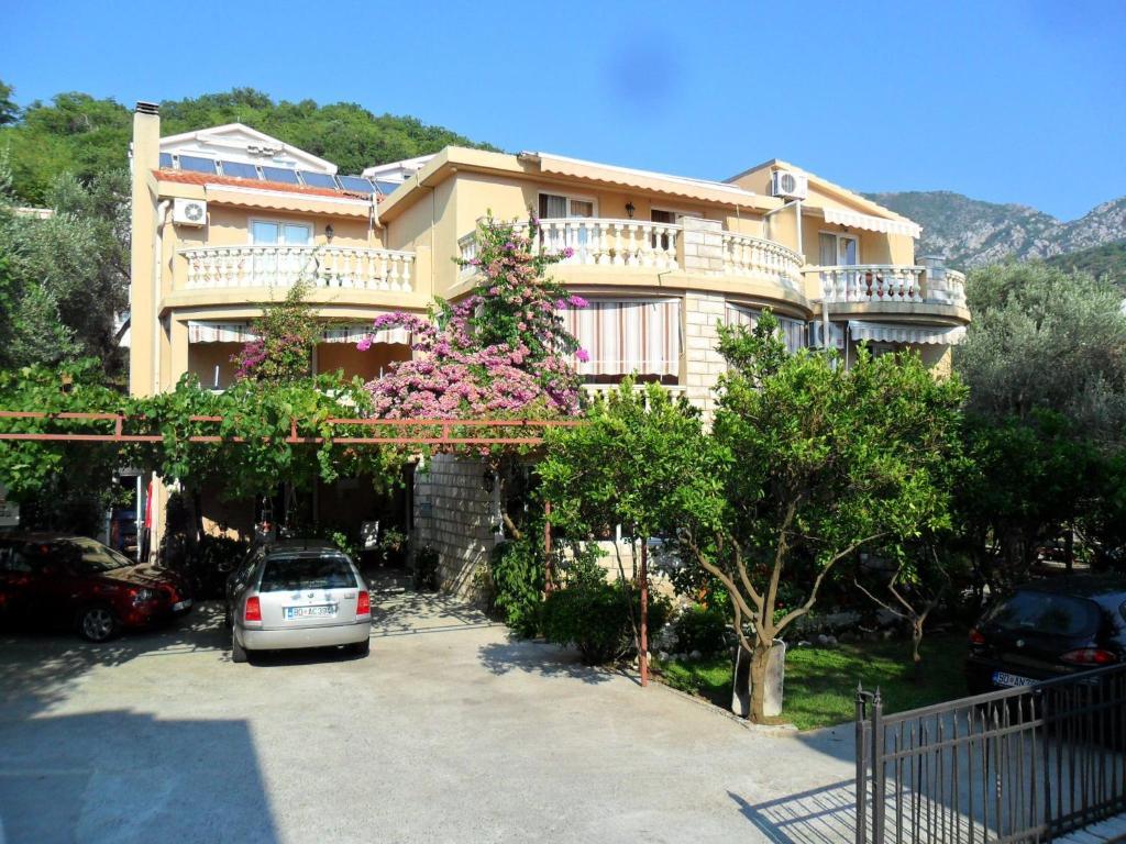 Apartments Kalluka Sveti Stefan Exterior photo